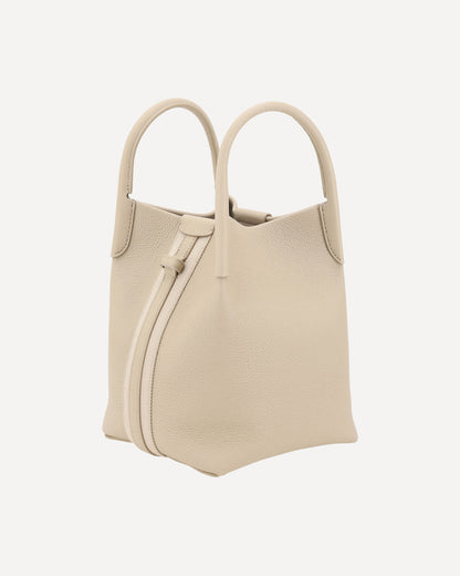 small bale bucket bag