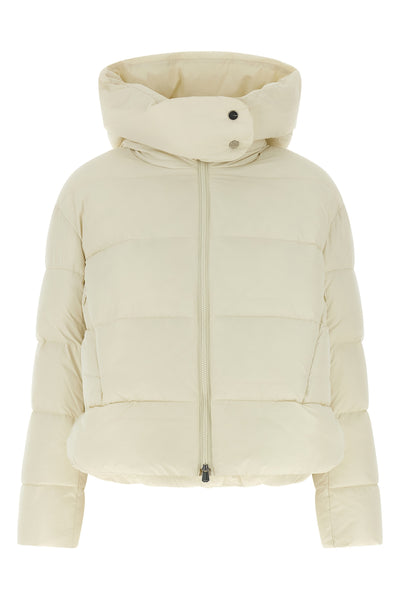 the pinko down jacket stands out for its enveloping silhouette and horizontal qu