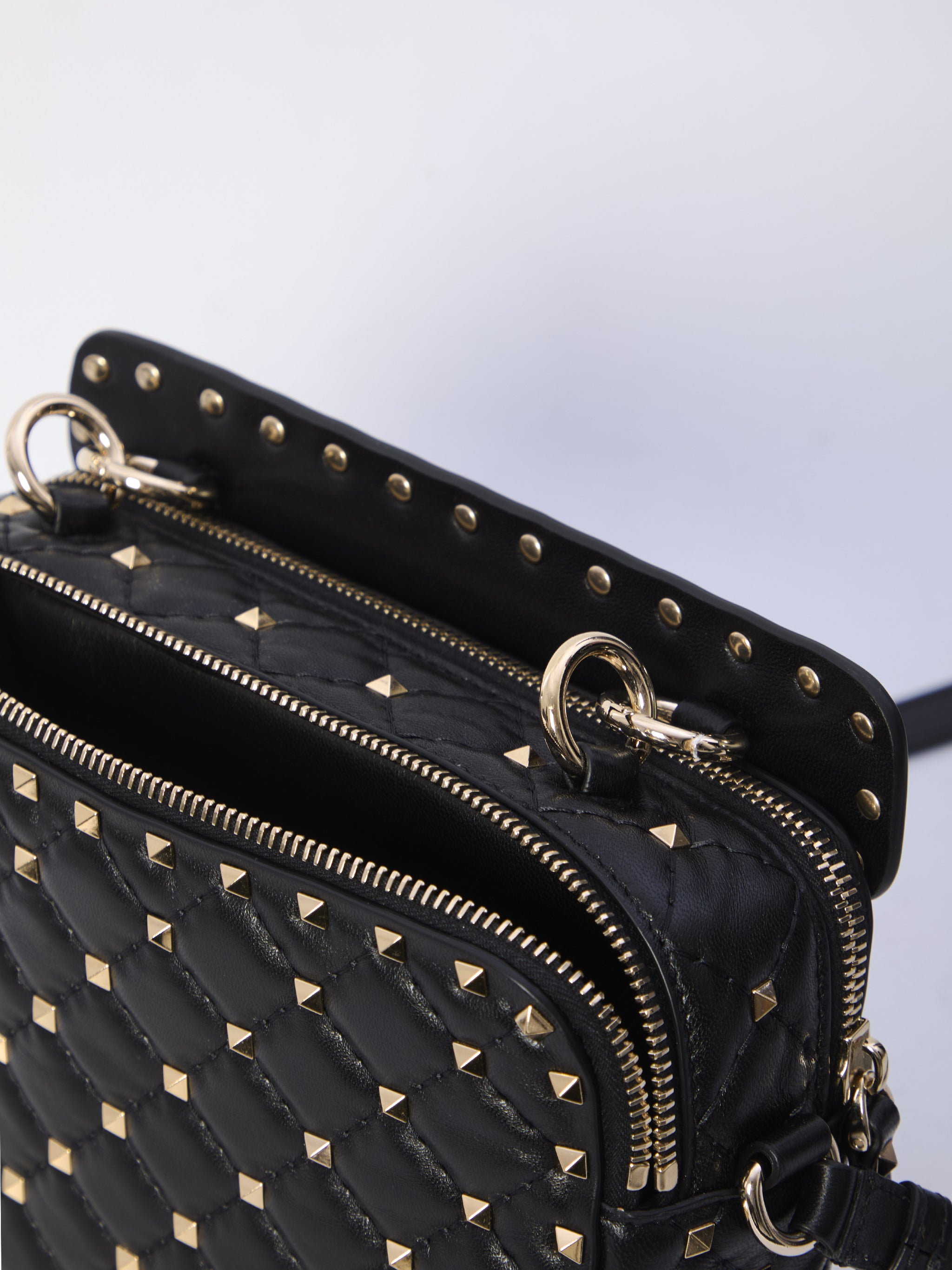 rockstud crossbody bag
