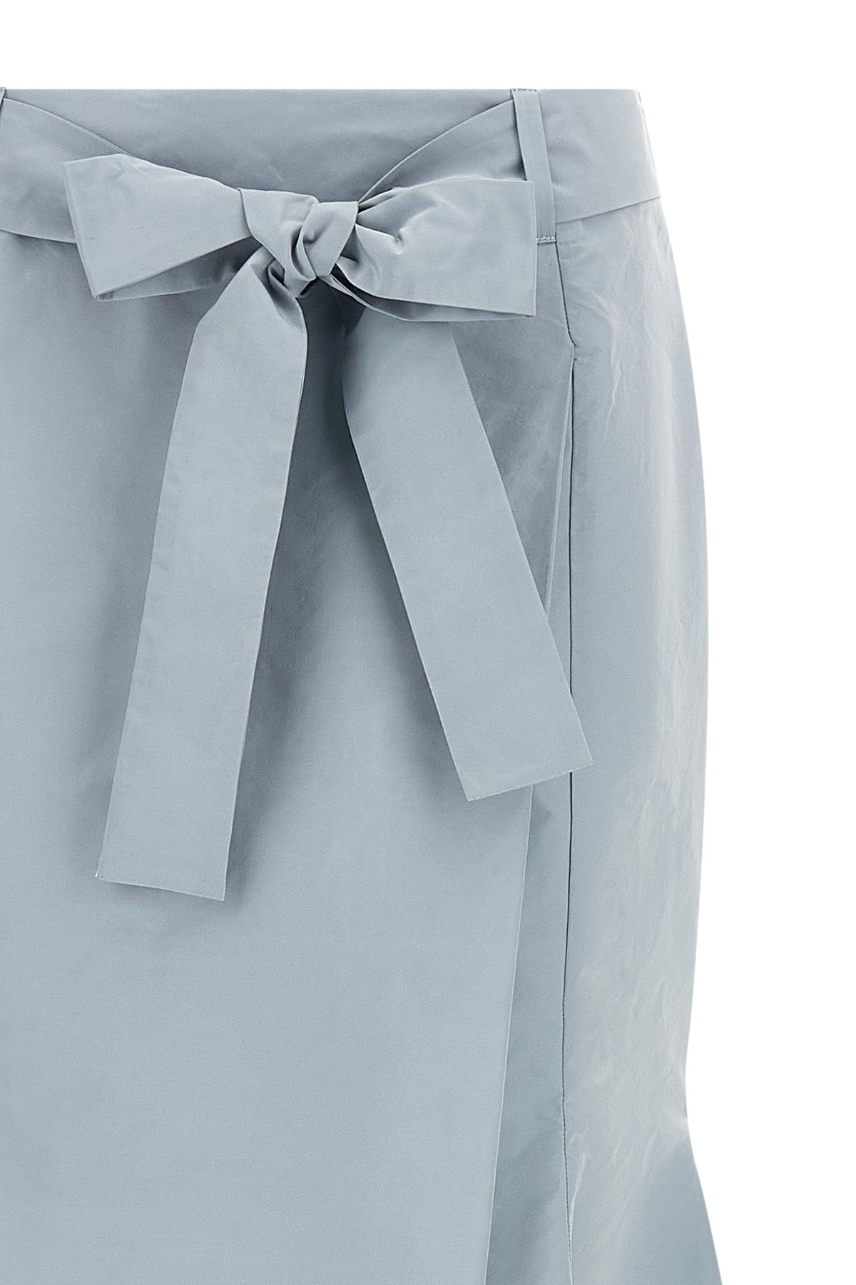 the long skirt pinko is distinguished by a sophisticated mermaid silhouette