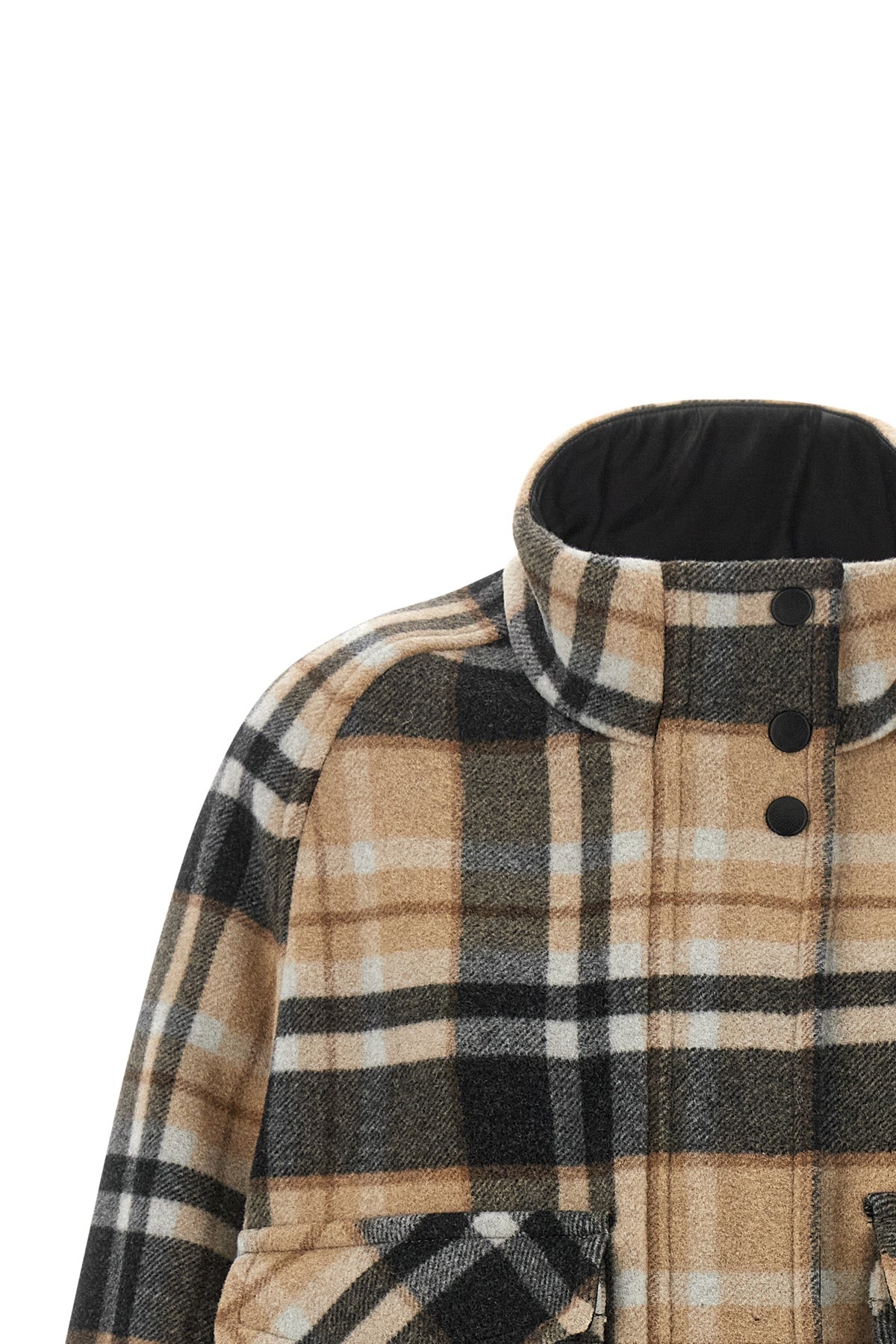 the kaban pinko redefines the volumes of outerwear through a cropped and structu