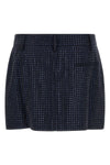 the pinko soave miniskirt redefines contemporary codes through a wallet model