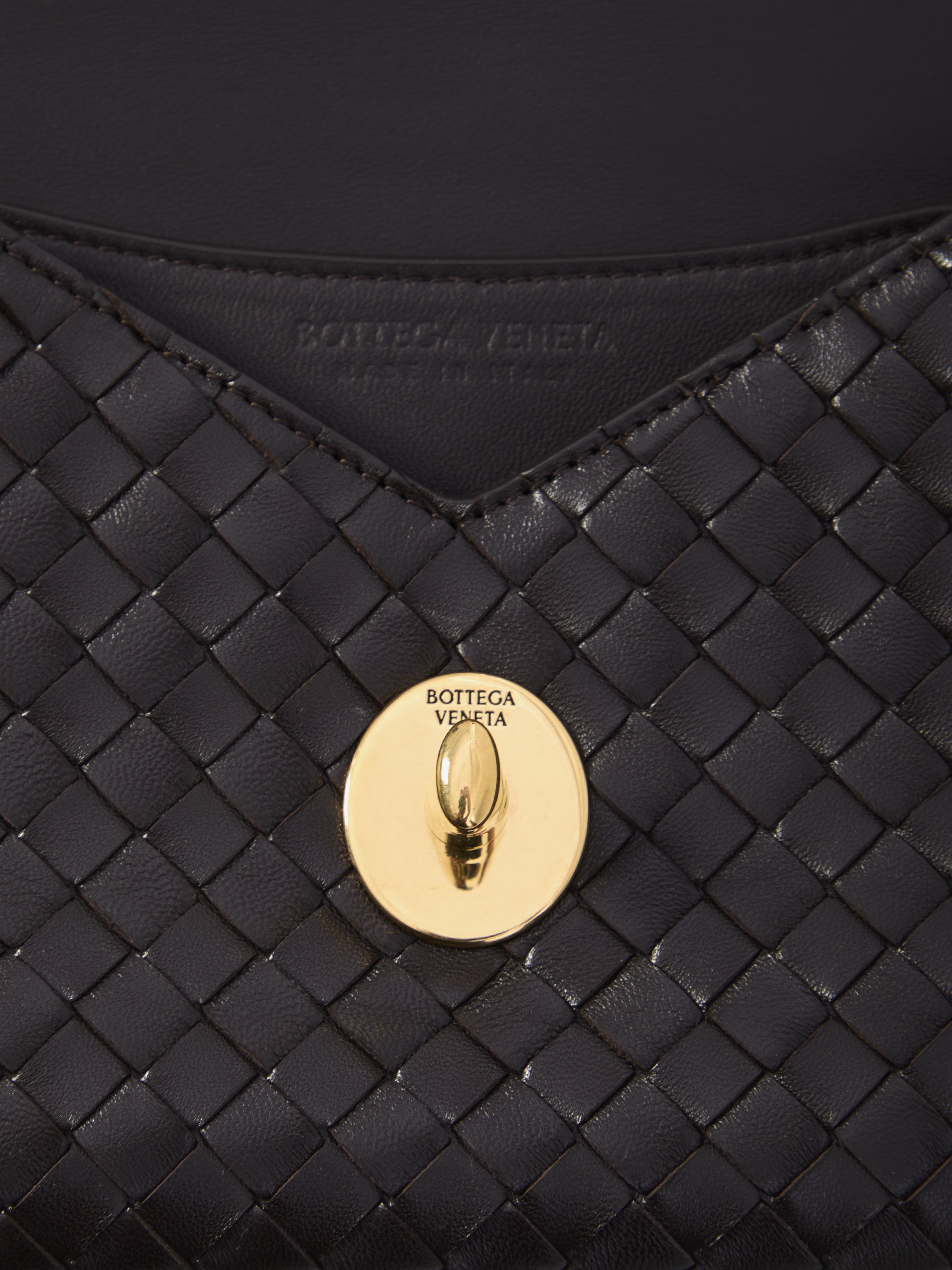 BOTTEGA VENETA OS knot lock bag fondant