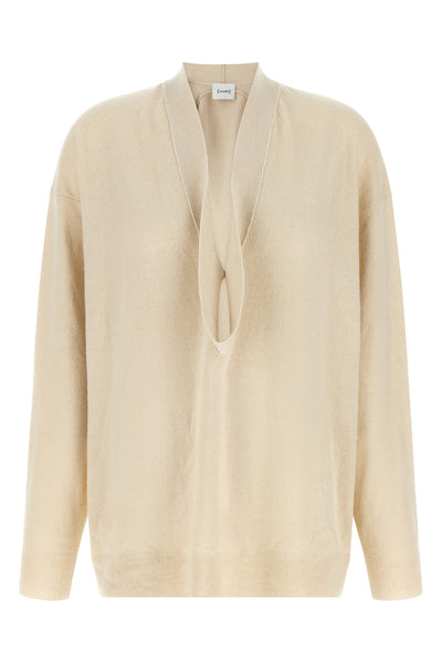 the (nude) knit redefines the volumes of contemporary knitwear