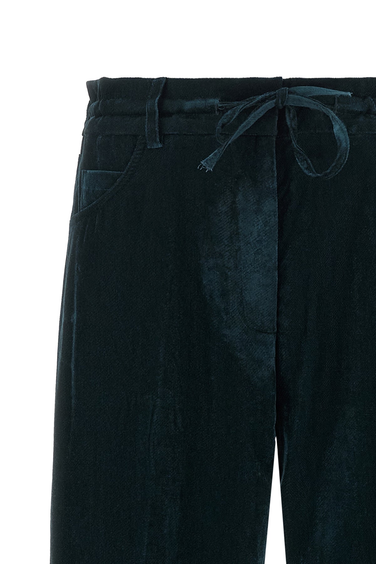 nude pants redefine everyday elegance through a wide-leg silhouette