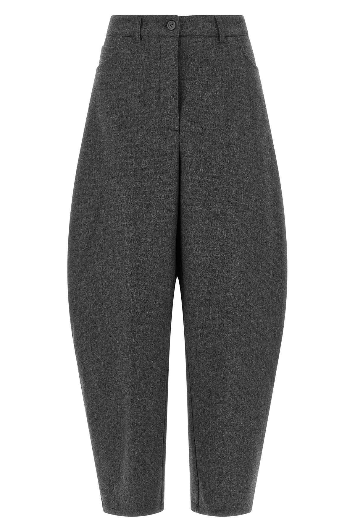 the nude trousers redefine the sartorial volumes through a distinctive barrel si