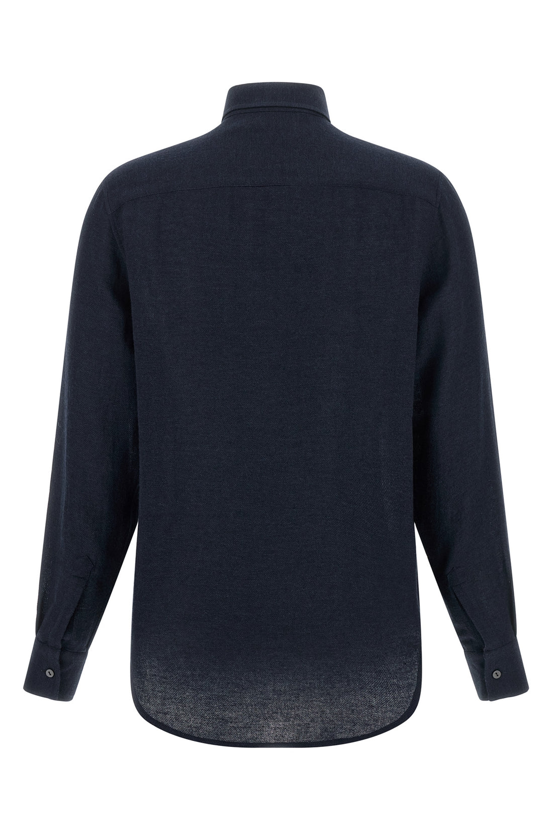 XACUS 40 the marta xacus shirt redefines the codes of everyday dress through a rigorous
