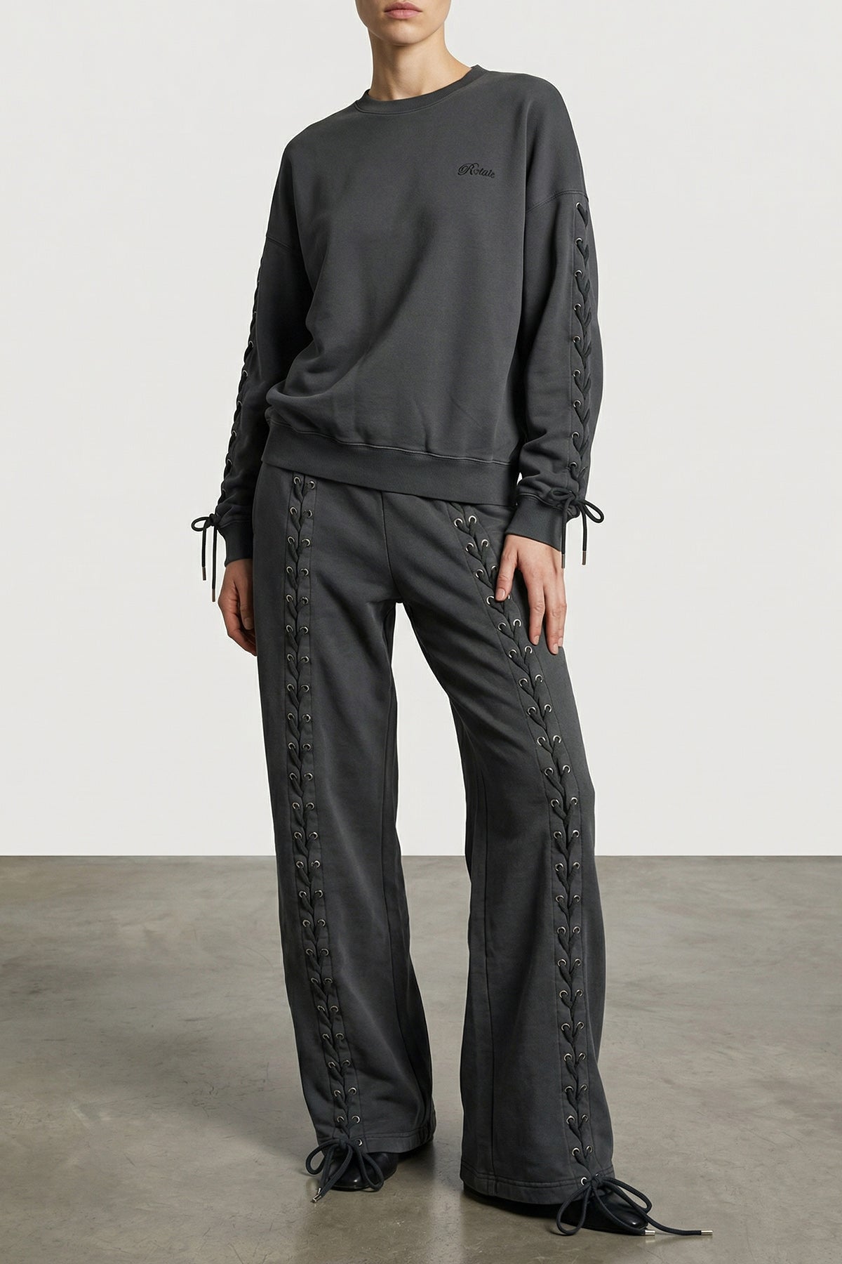 lacing fleece pants