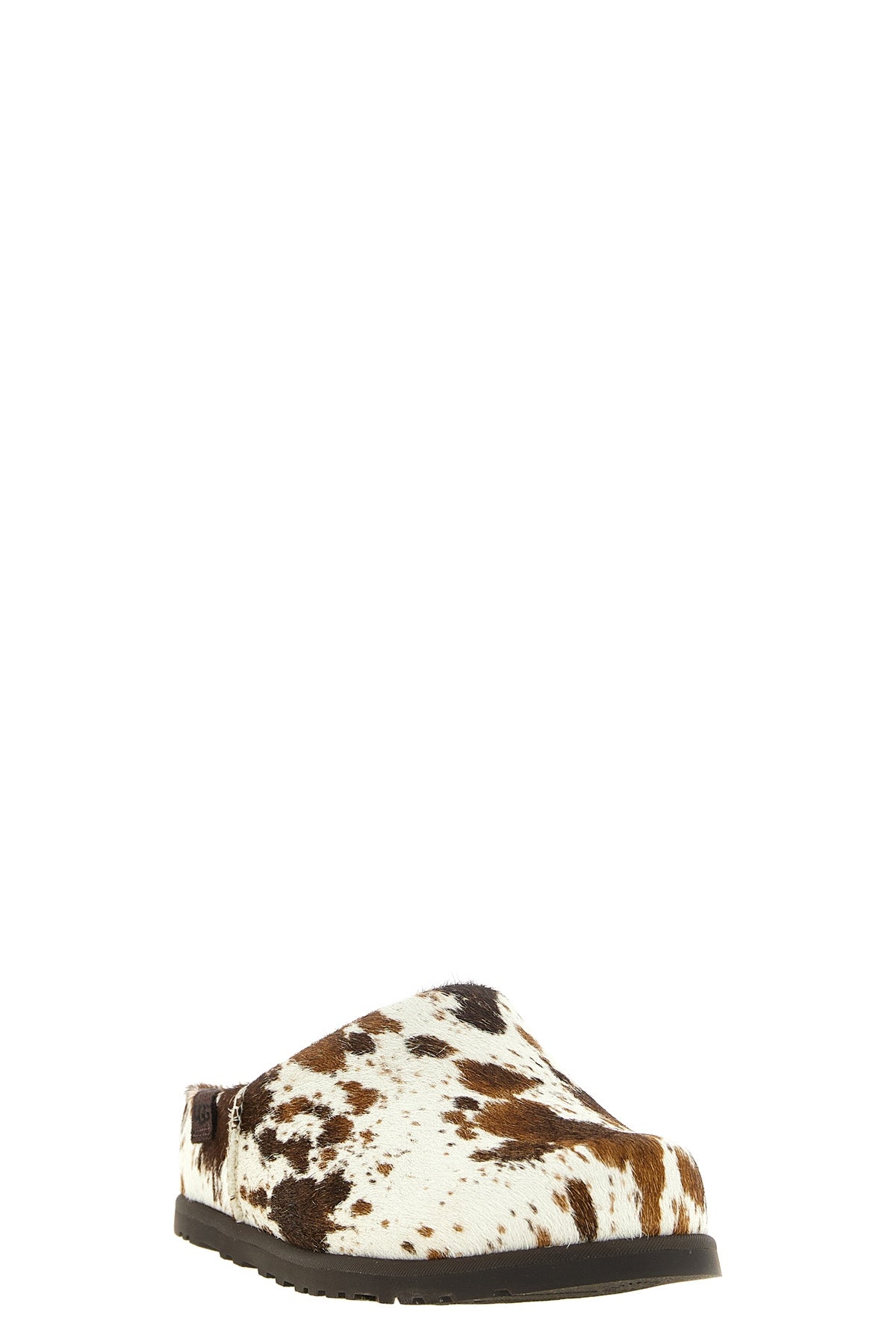 the sabot ugg otzo western redefines the slip-on silhouette through an upper i