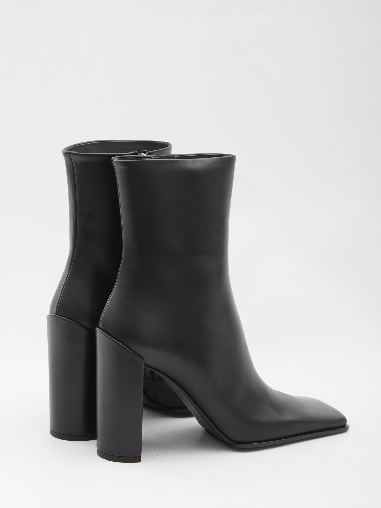 ALAIA 36 square-toe ankle boots