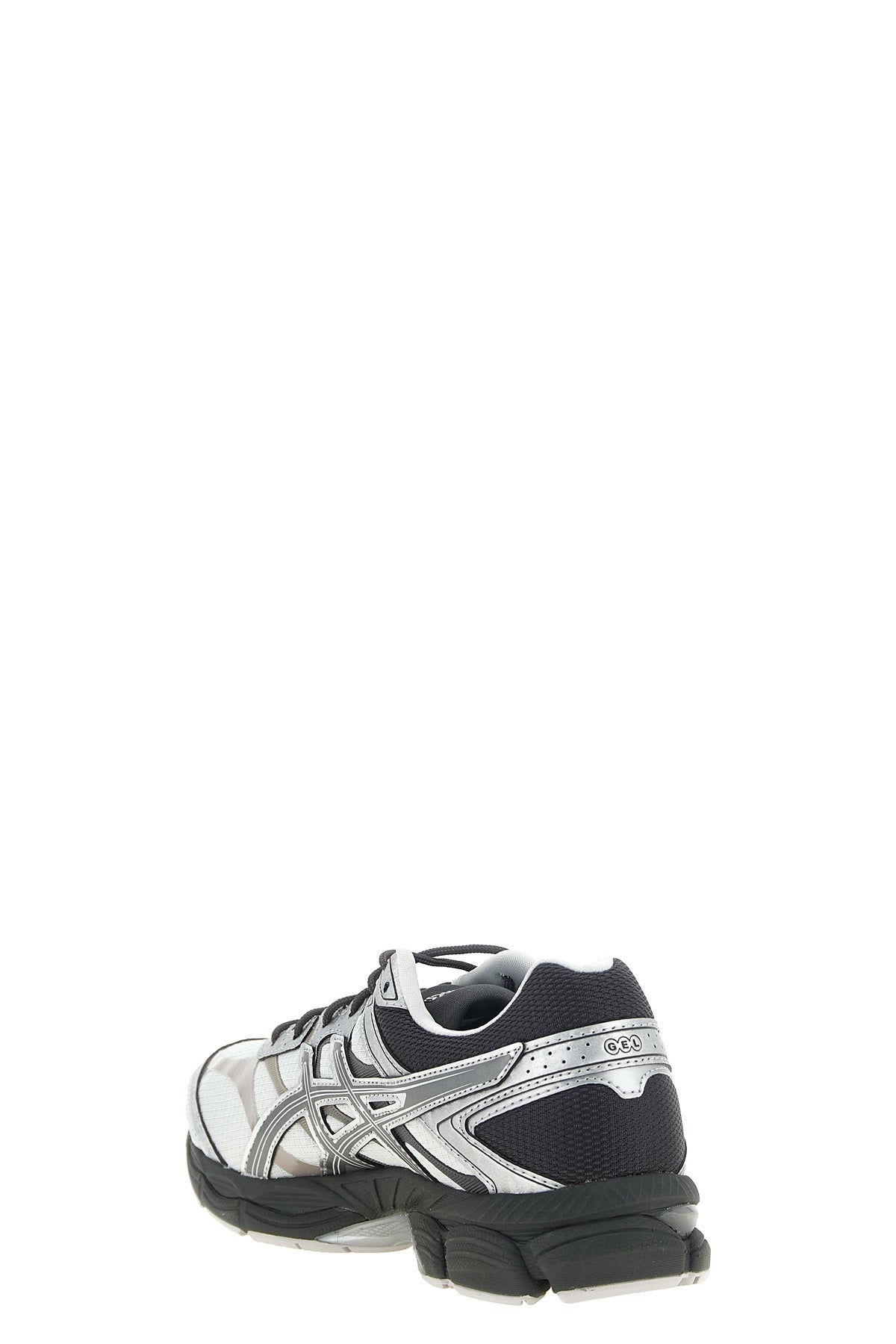 the gel-cumulus 16 asics sneakers
