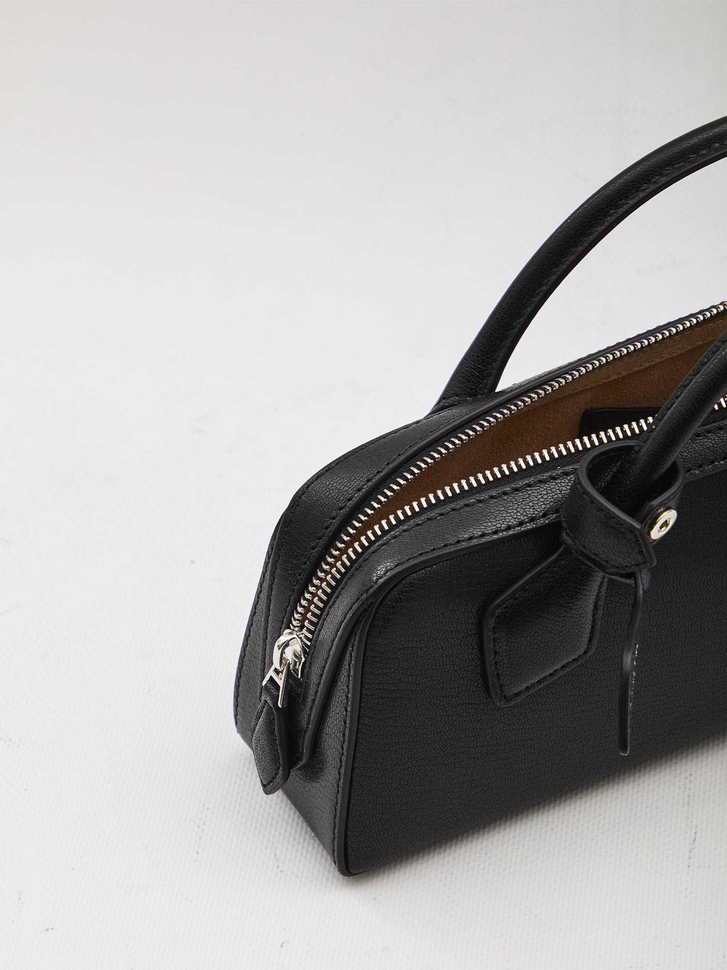 ALAIA OS le teckel clutch