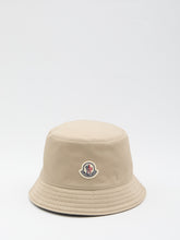 MONCLER M reversible bucket hat
