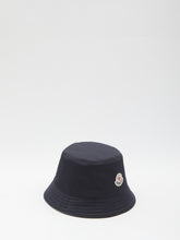 MONCLER M reversible bucket hat
