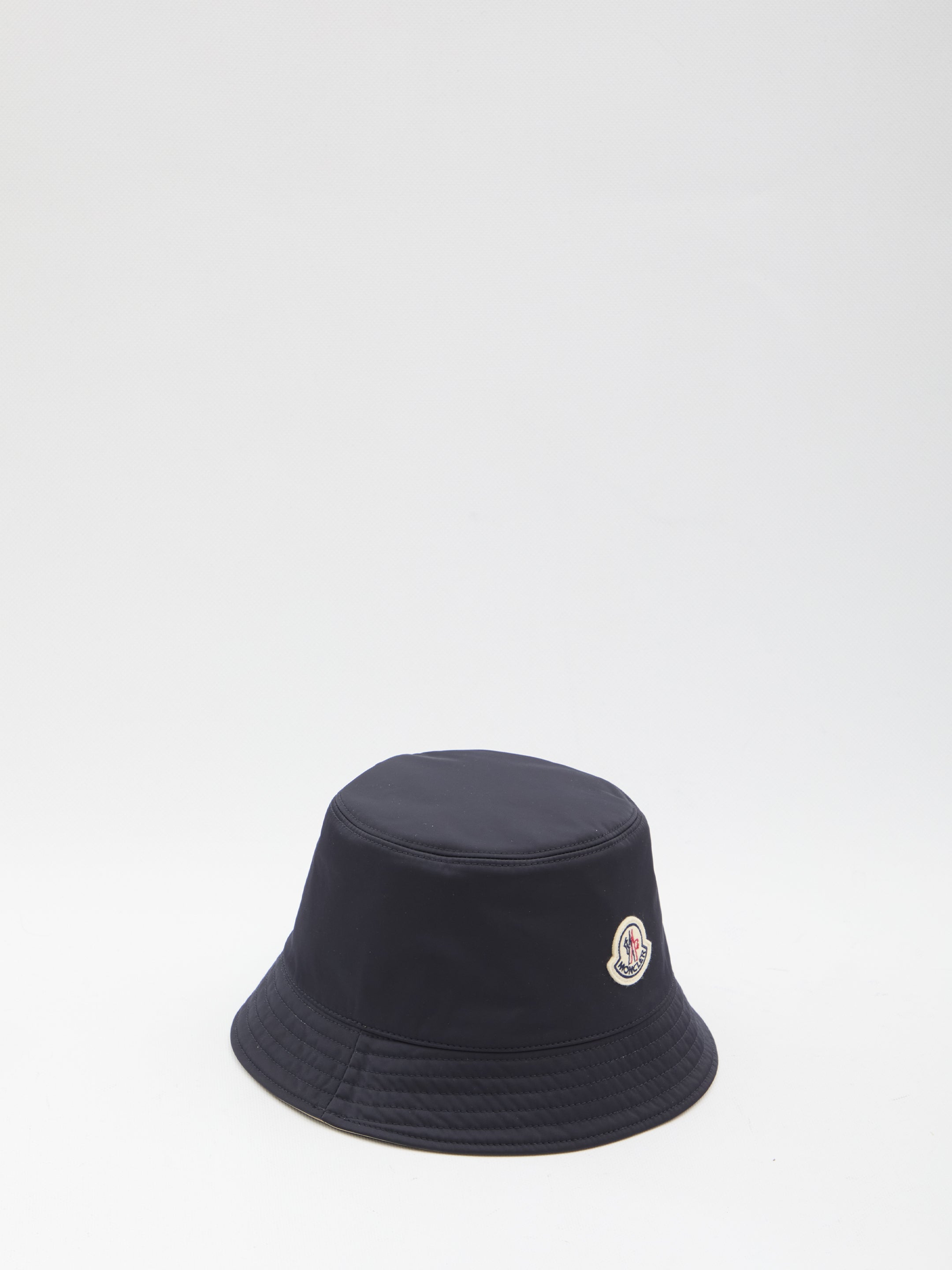 MONCLER M reversible bucket hat
