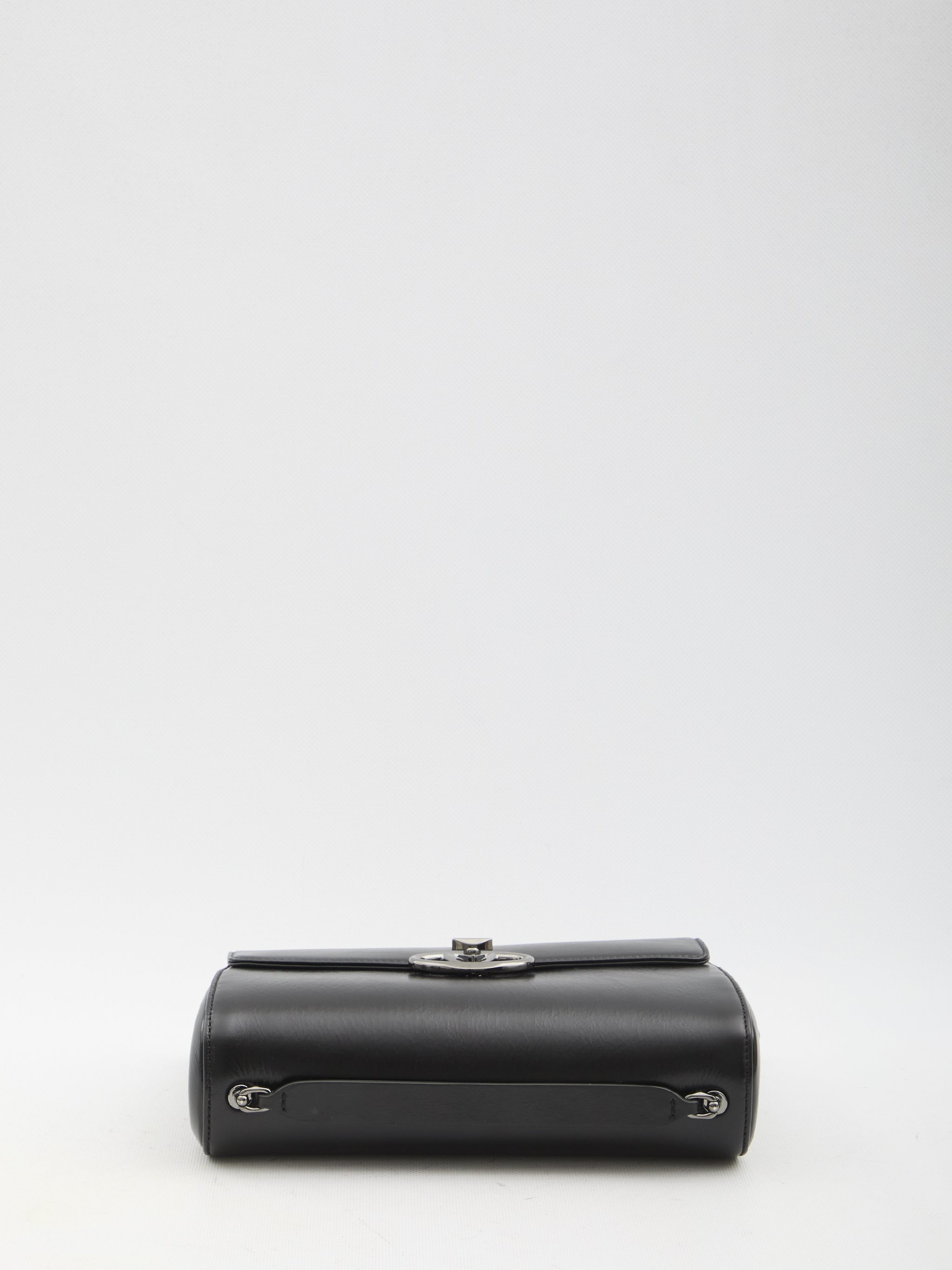 medium shoulder bag