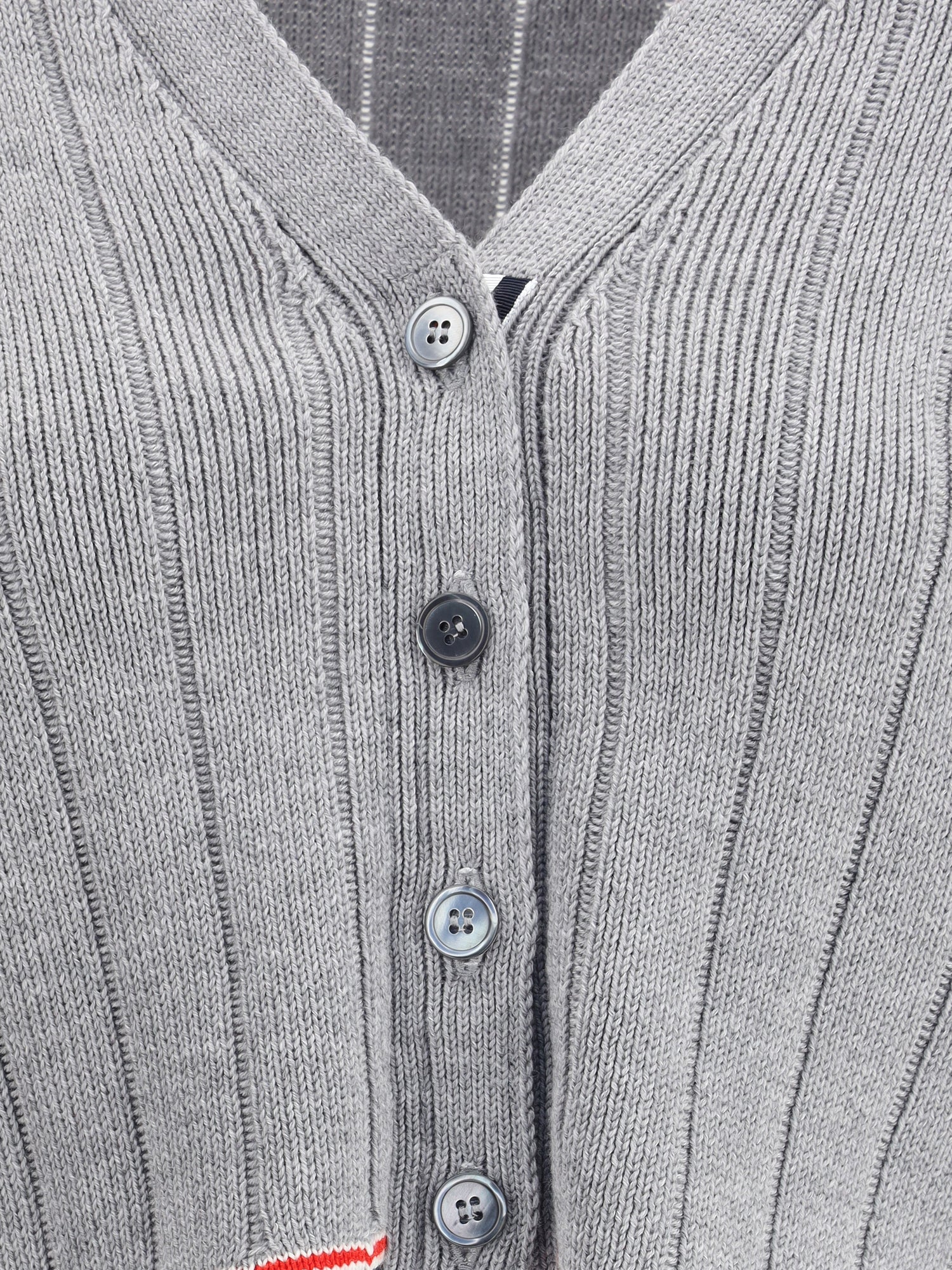 THOM BROWNE 38 ladder full needle rib stitch v neck car