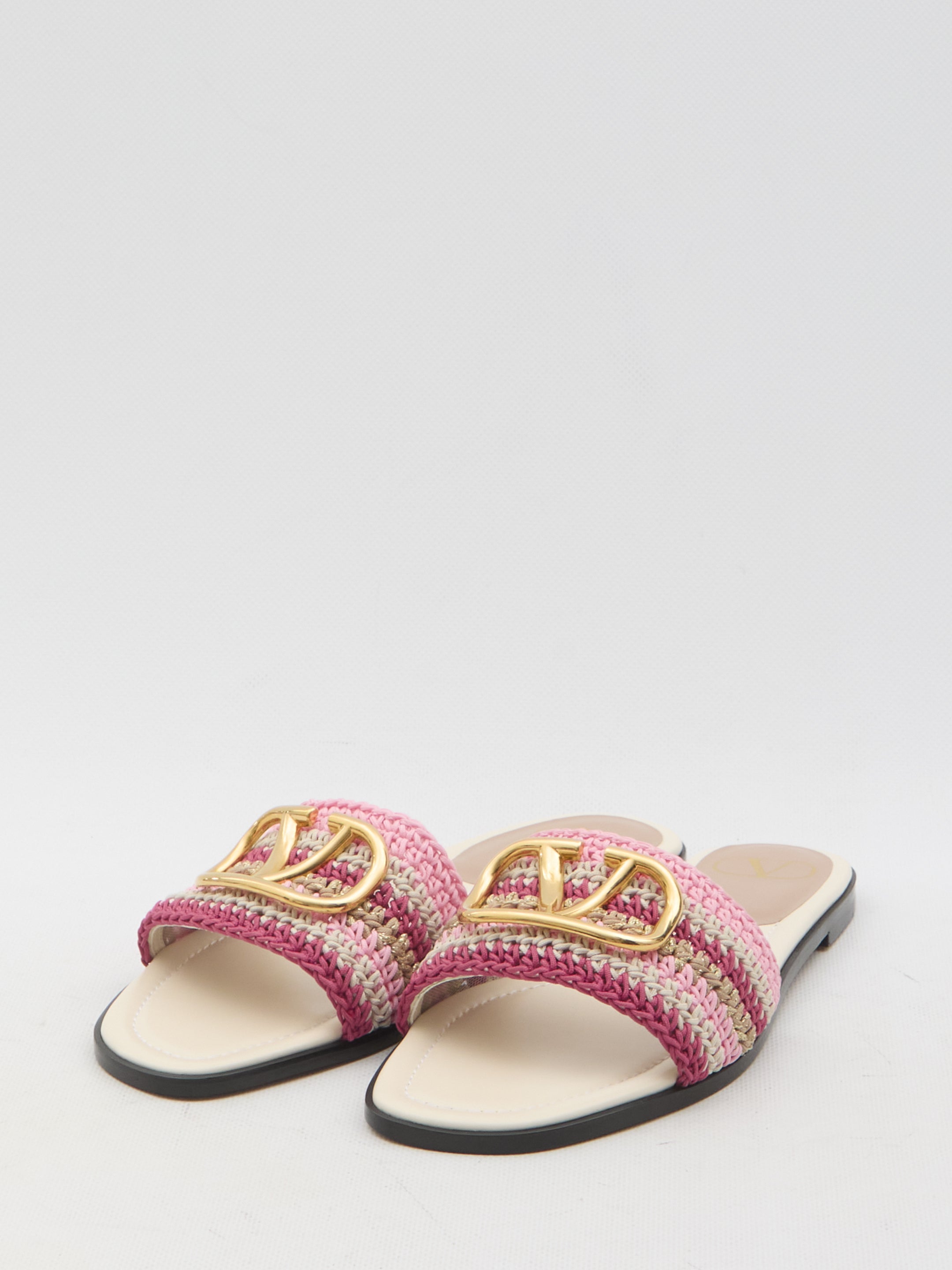 VALENTINO GARAVANI 37 vlogo signature slide sandals 