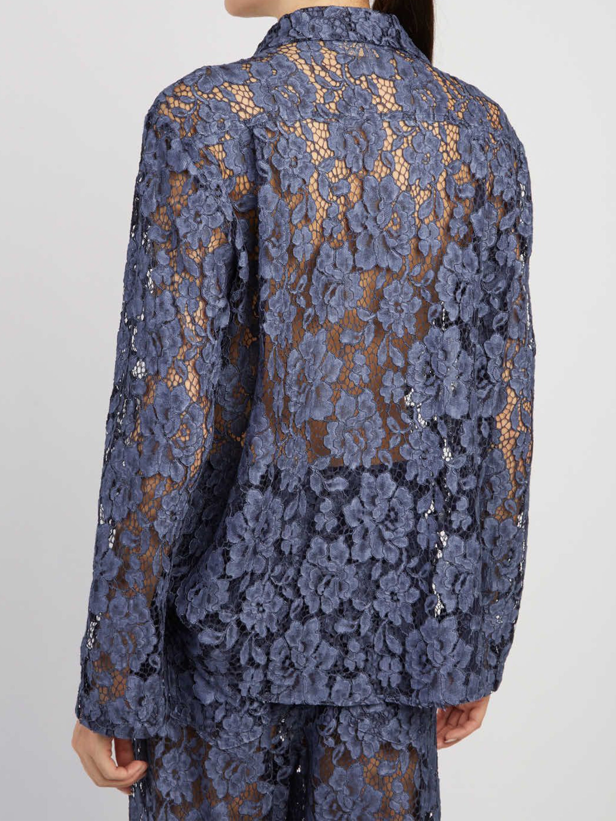 lace shirt