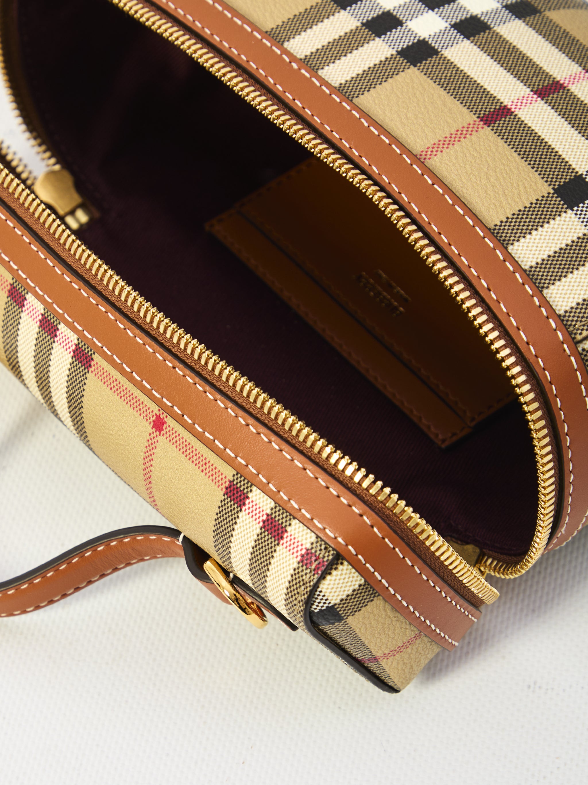 vanity check bag