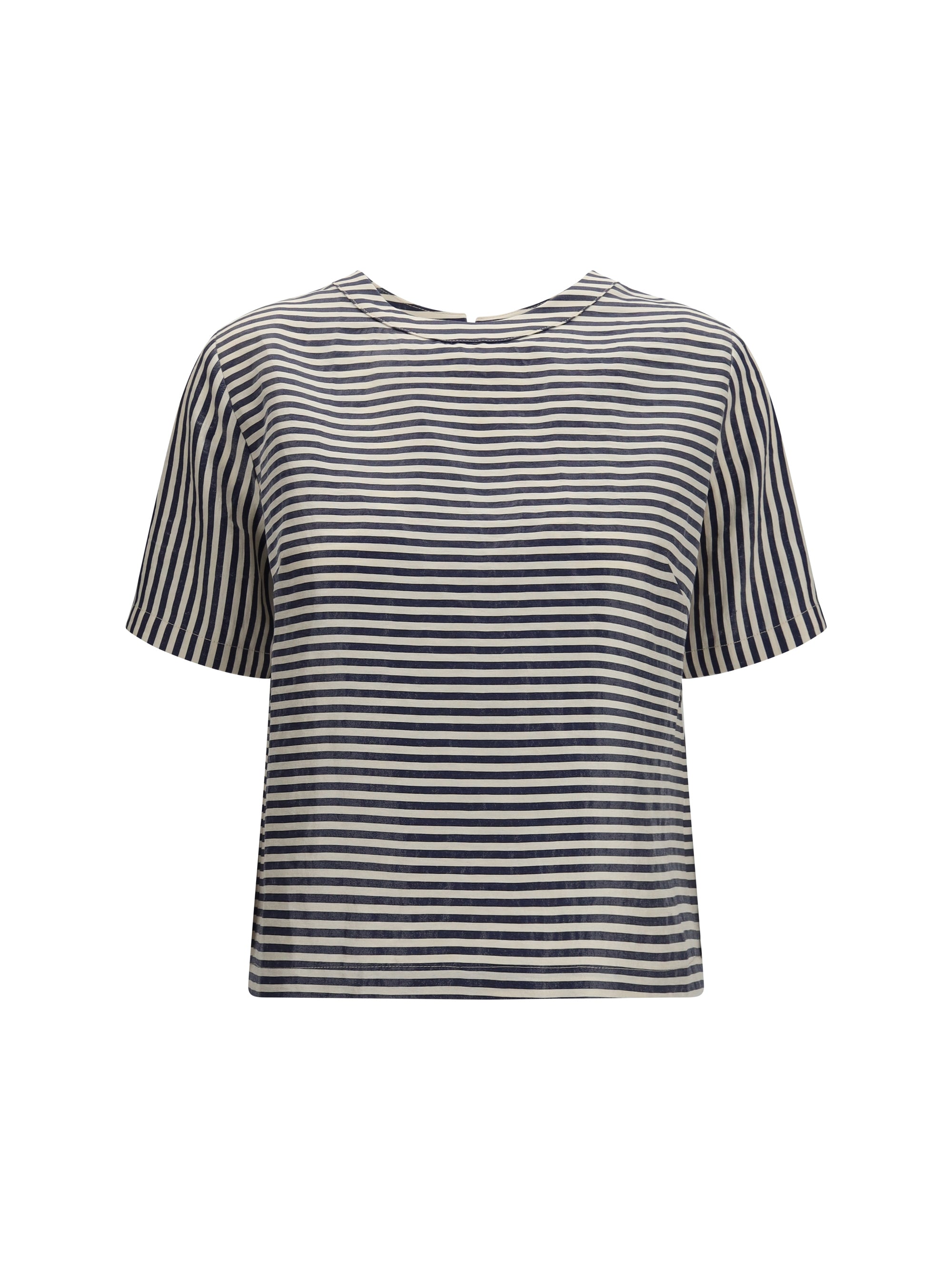 short-sleeved t-shirt