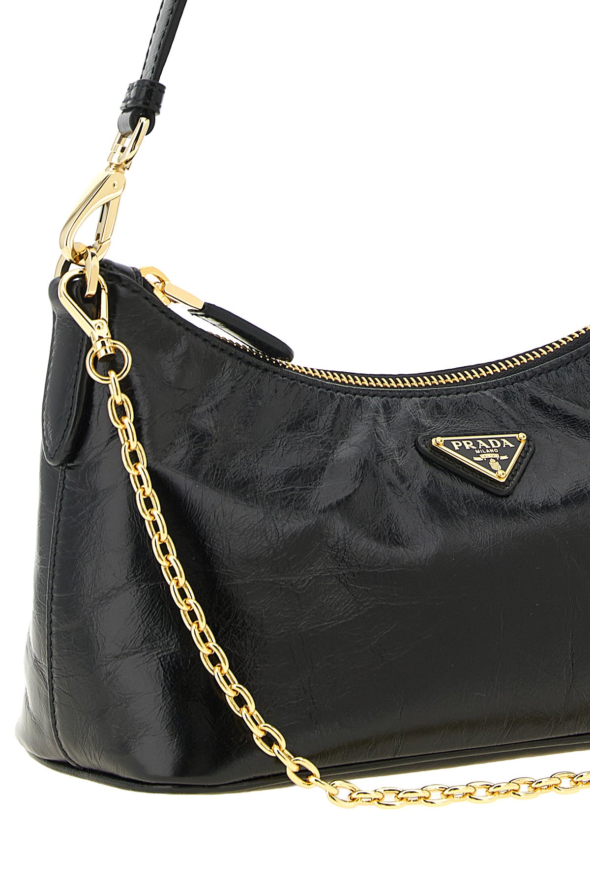 the prada prada re-edition shoulder bag is made of black calf leather
