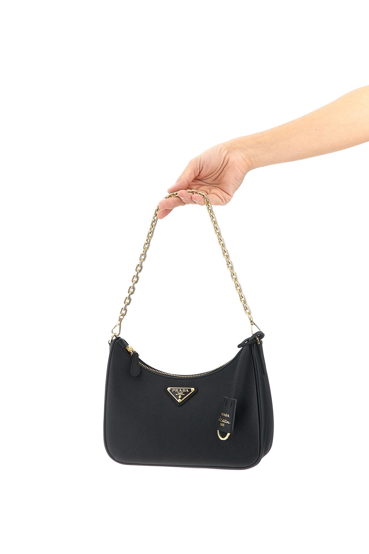 prada re-edition 2005 shoulder bag in saffiano leather