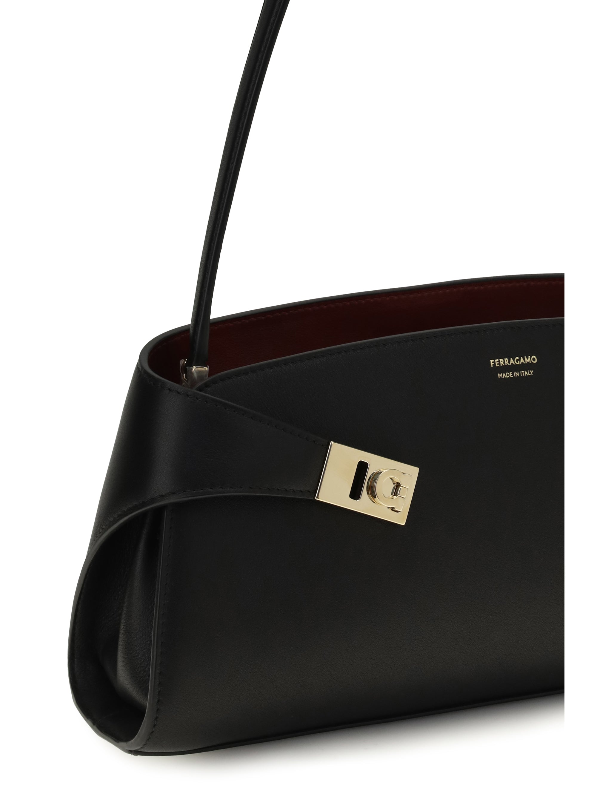 hug east-west shoulder bag