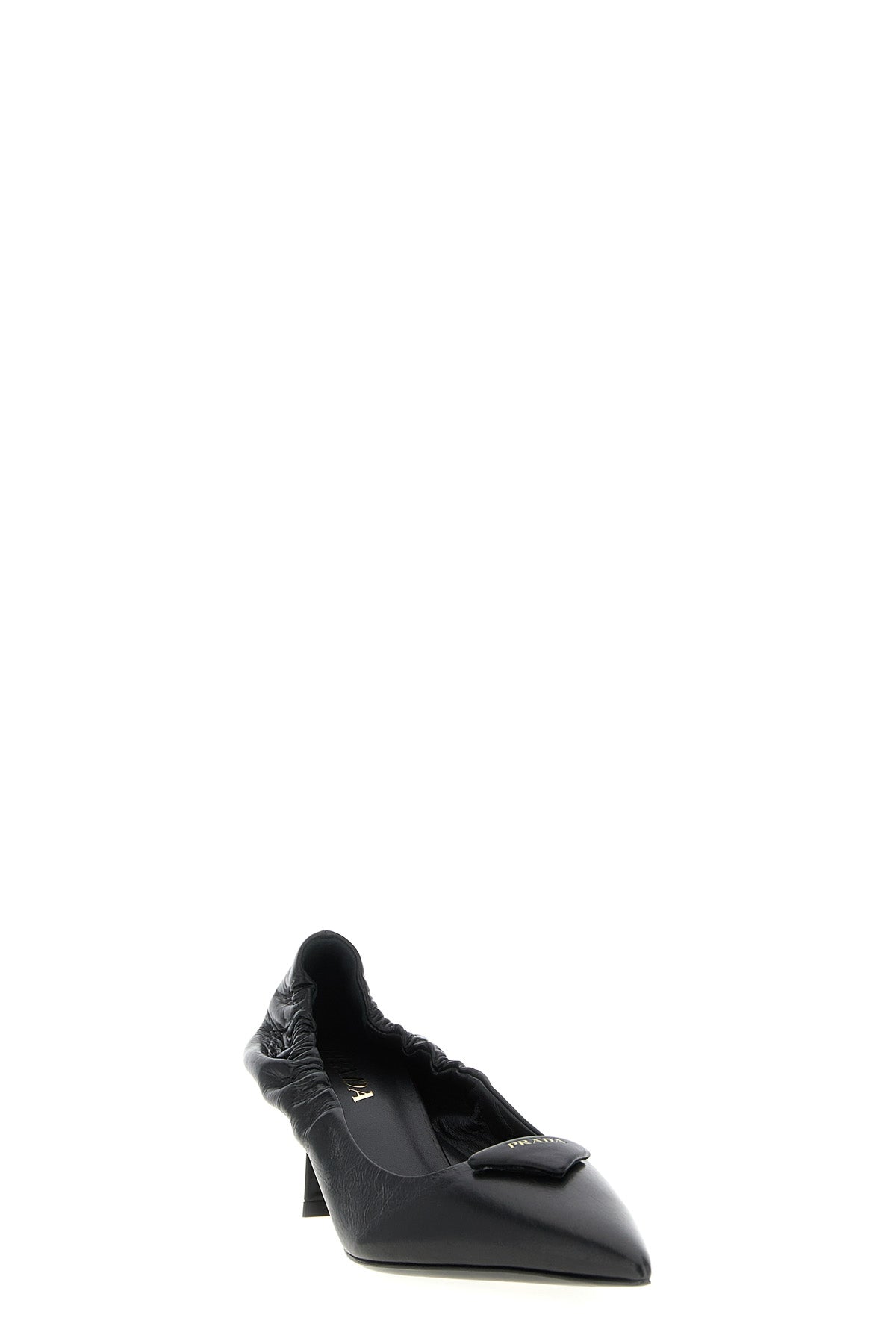 leather pointed pumps