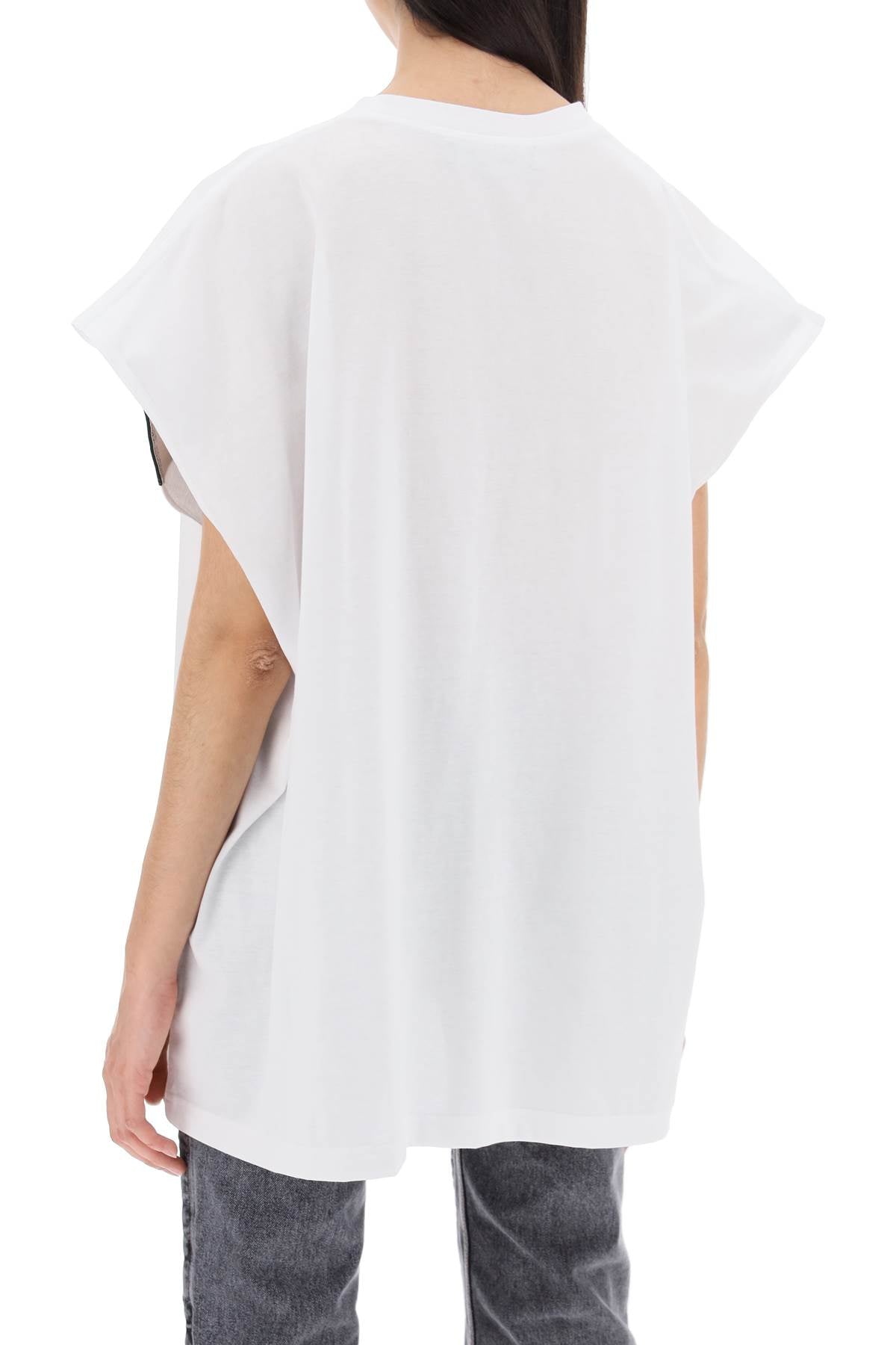 sleeveless t-shirt with