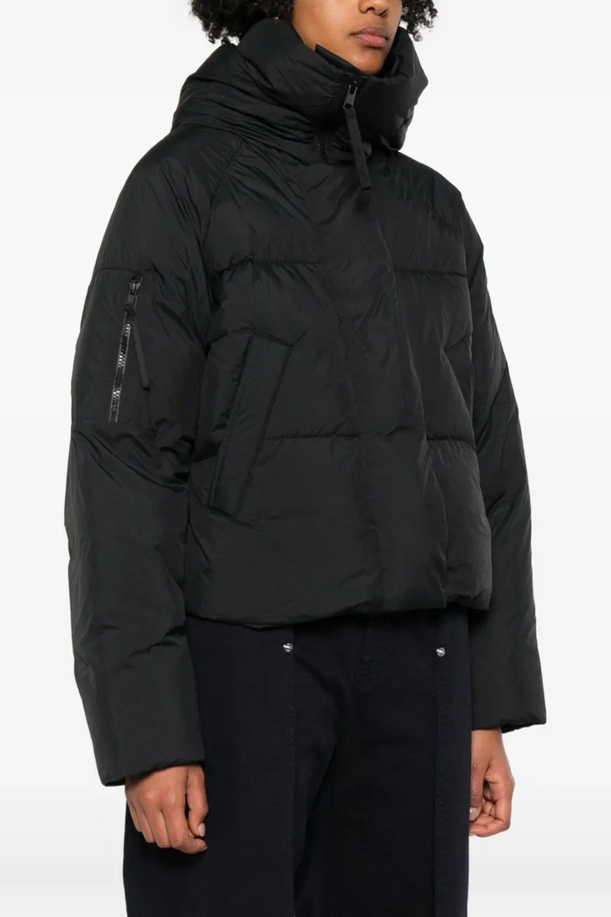 water-repellent enduraluxe chilliwack bomber jacket
