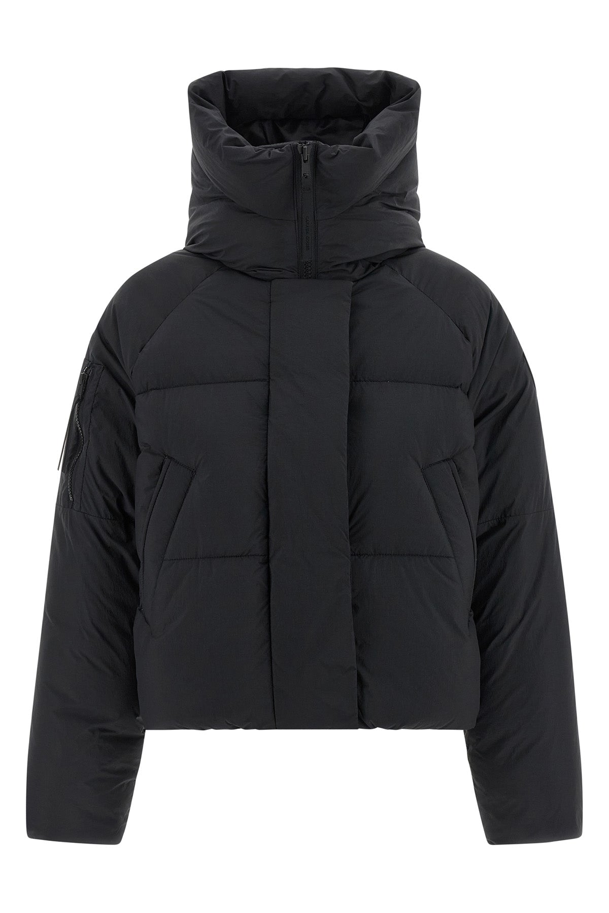 water-repellent enduraluxe chilliwack bomber jacket