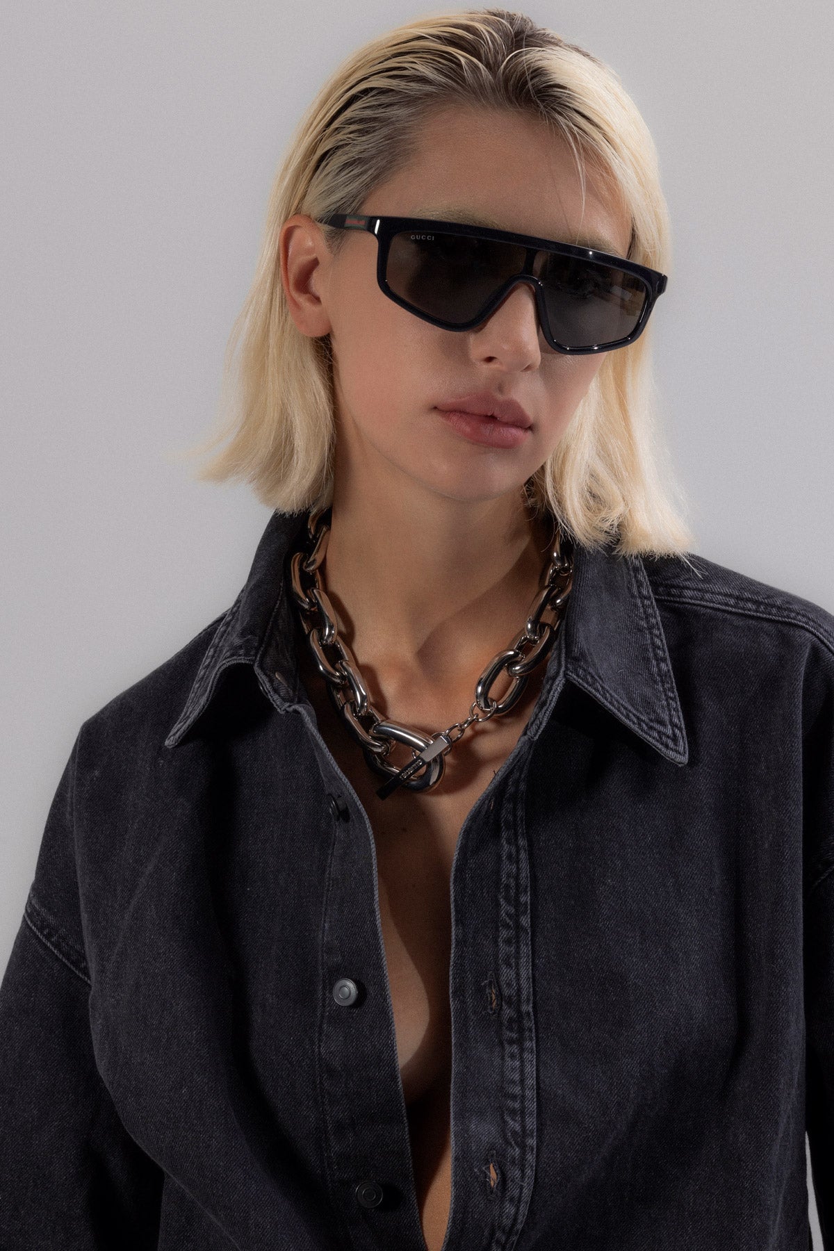 xl link metallic knit necklace