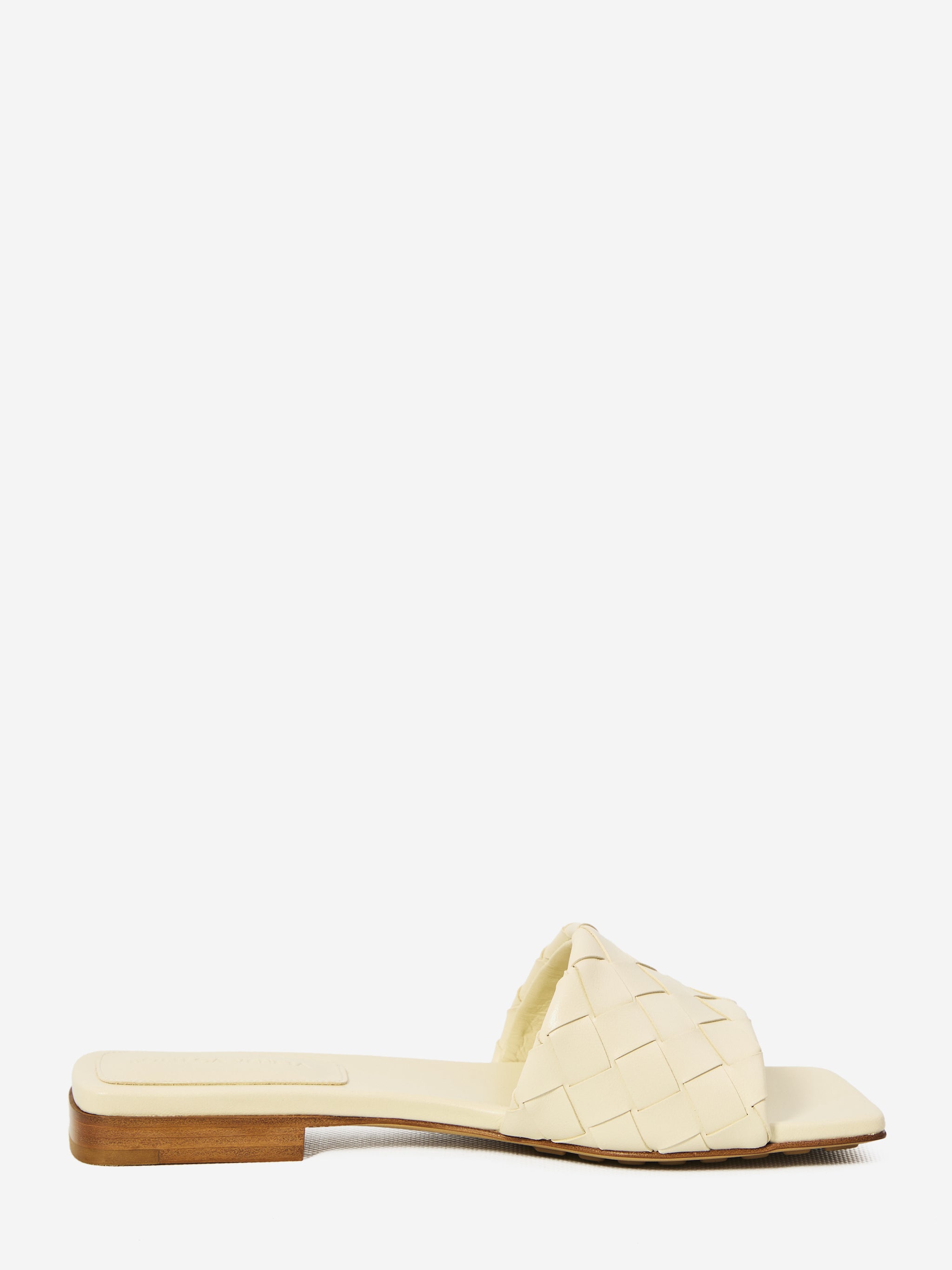 parco flat mules