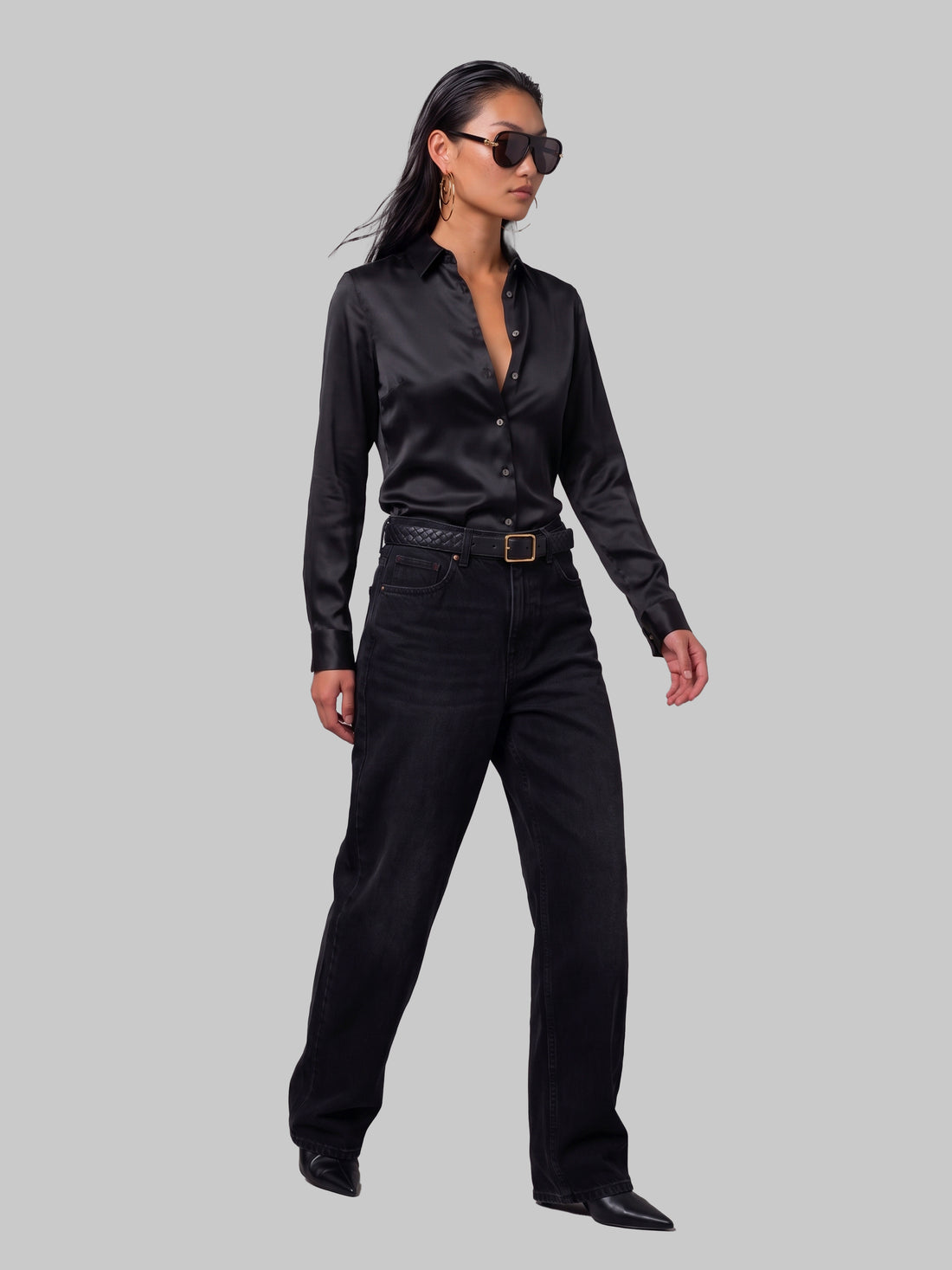SUTTON NEW YORK 40 black stretch silk shirt
