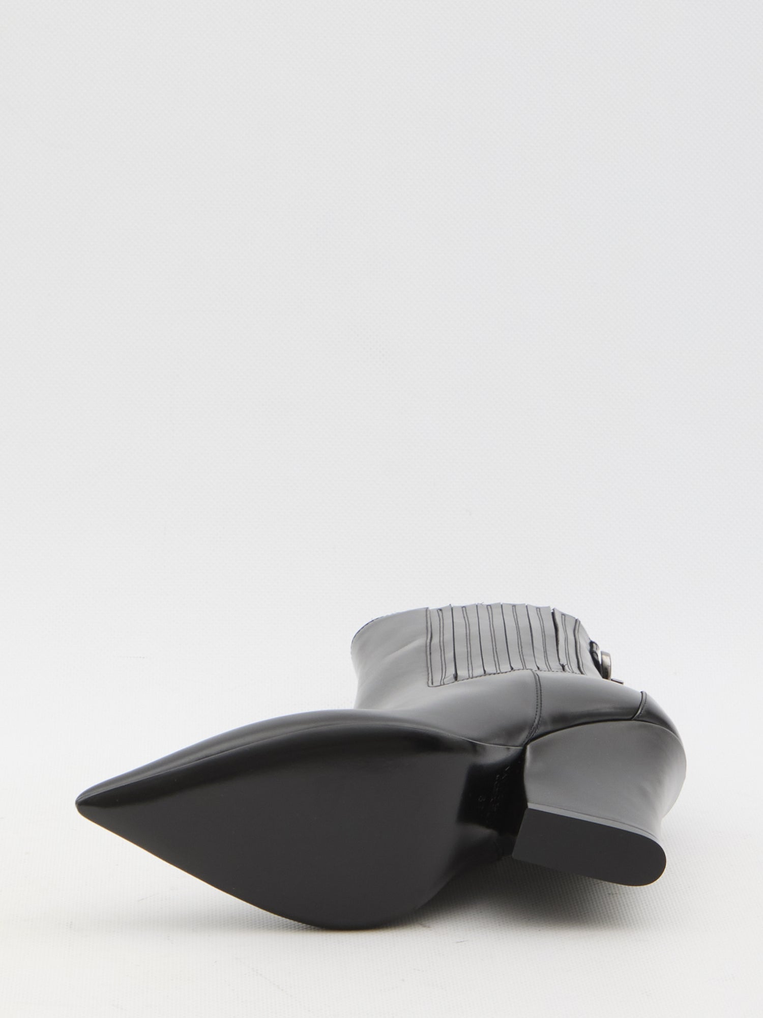 VALENTINO GARAVANI 38½ vlogo lockette booties