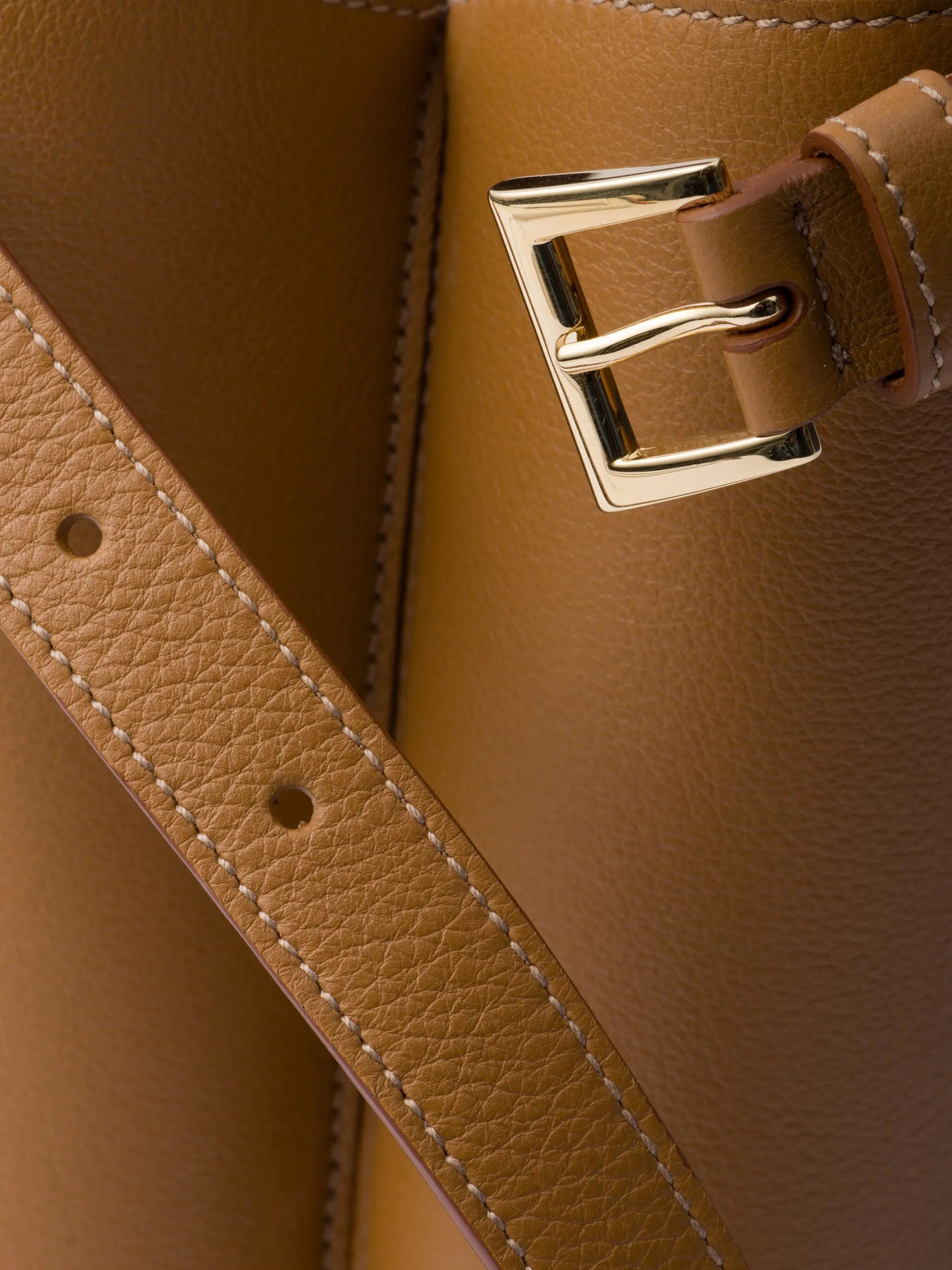 Medium Buckle Leather Tote