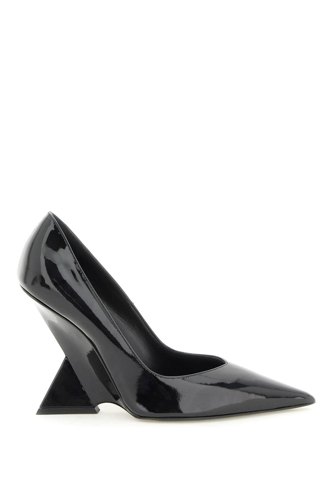 patent leather cheope pumps