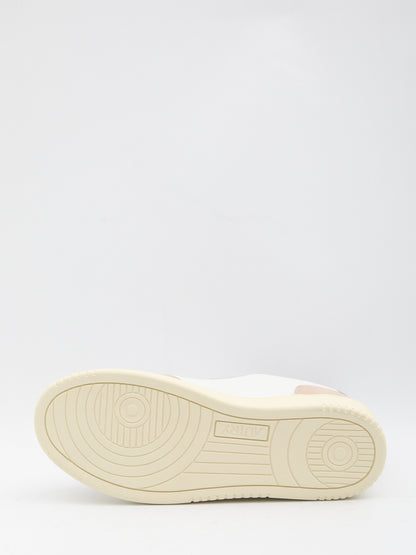 AUTRY 36 medalist low sneakers 
