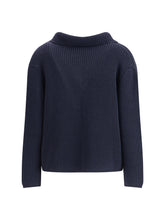 ELLA S short cardigan with hook-and-eye closure