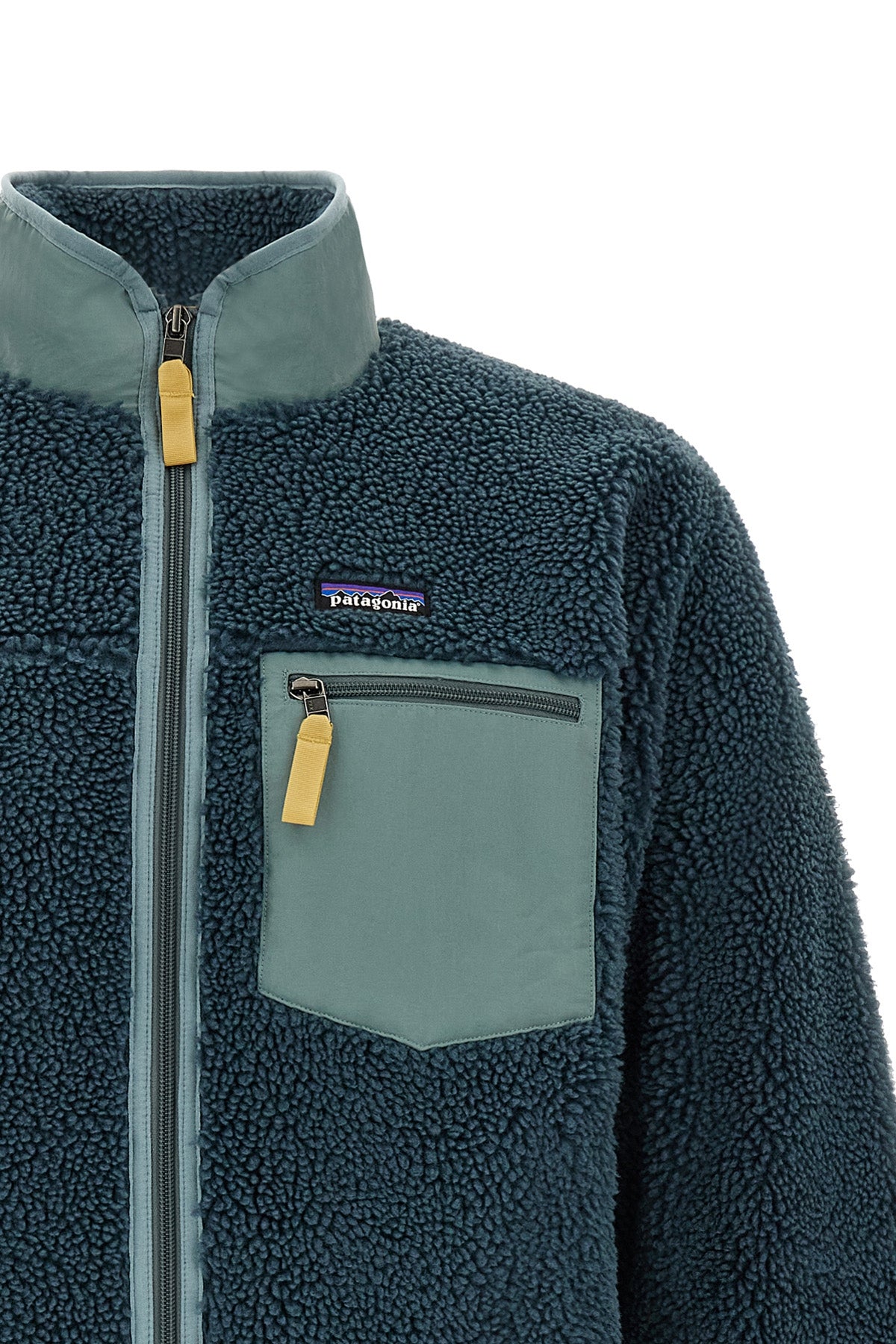 the patagonia retro-x windproof jacket