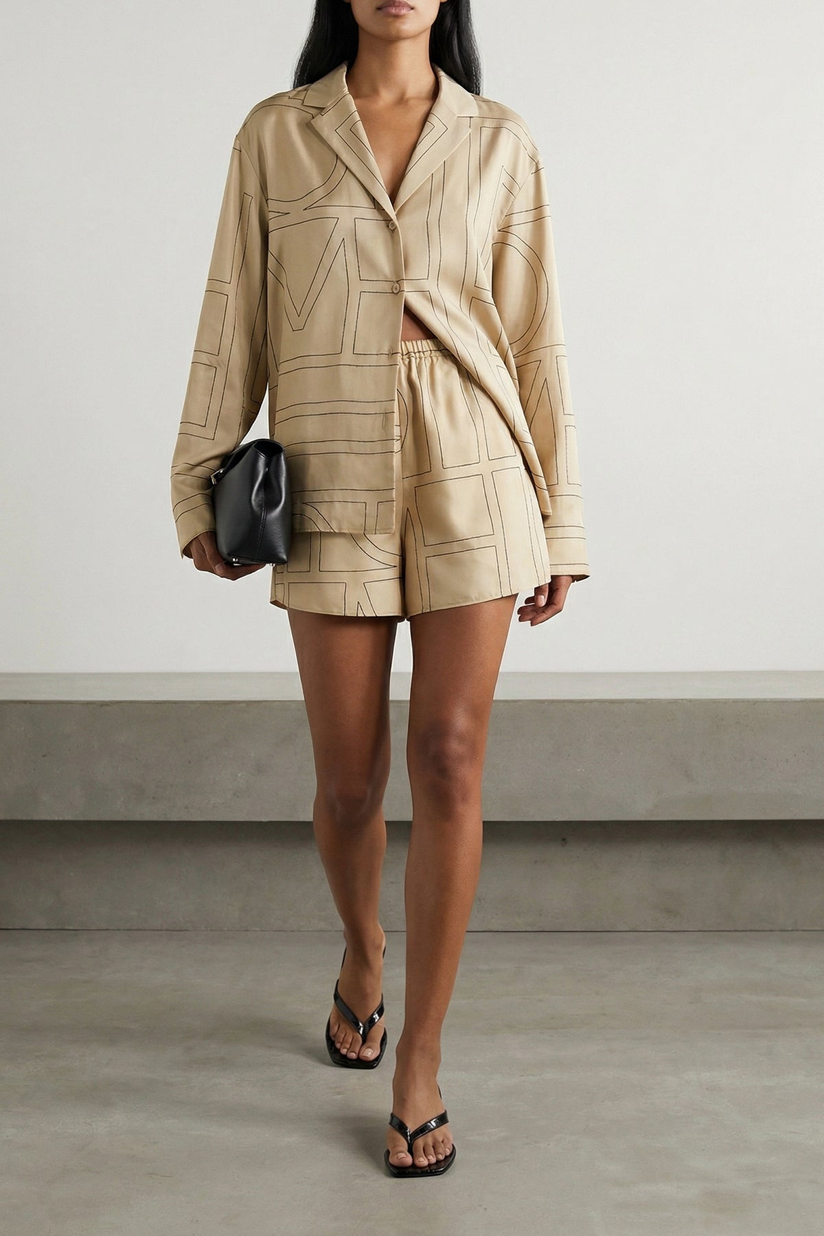 palmellata leather clutch