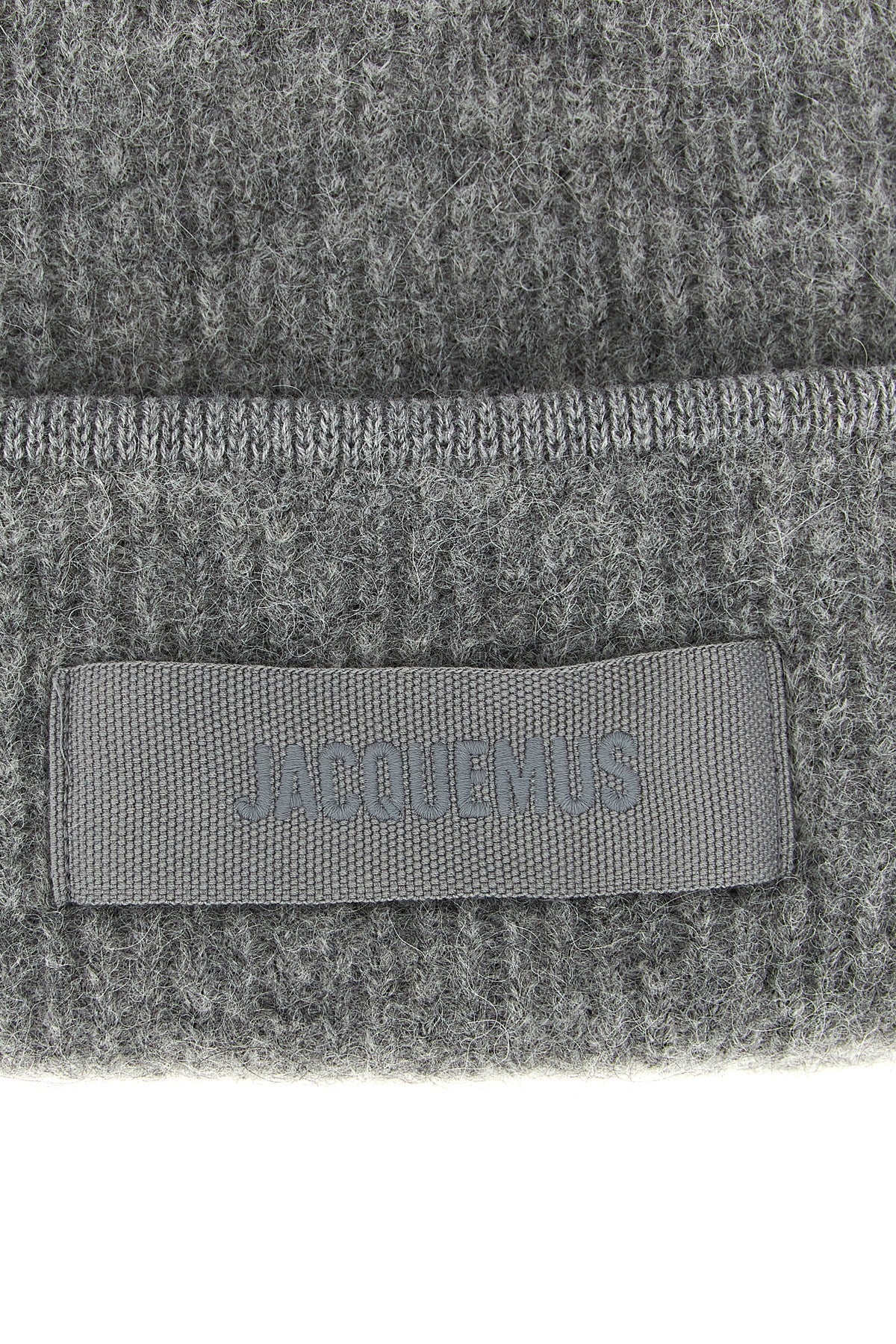 the jacquemus le bonnet gros-grain cap