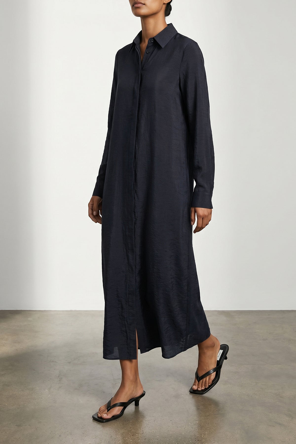 long parachute dress in light and delicately ruffled silk blend