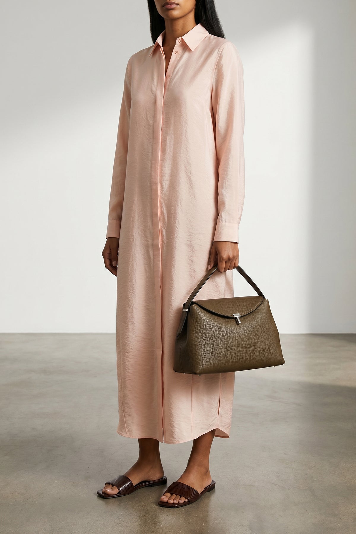 long parachute dress in light and delicately ruffled silk blend