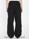 oversize trousers