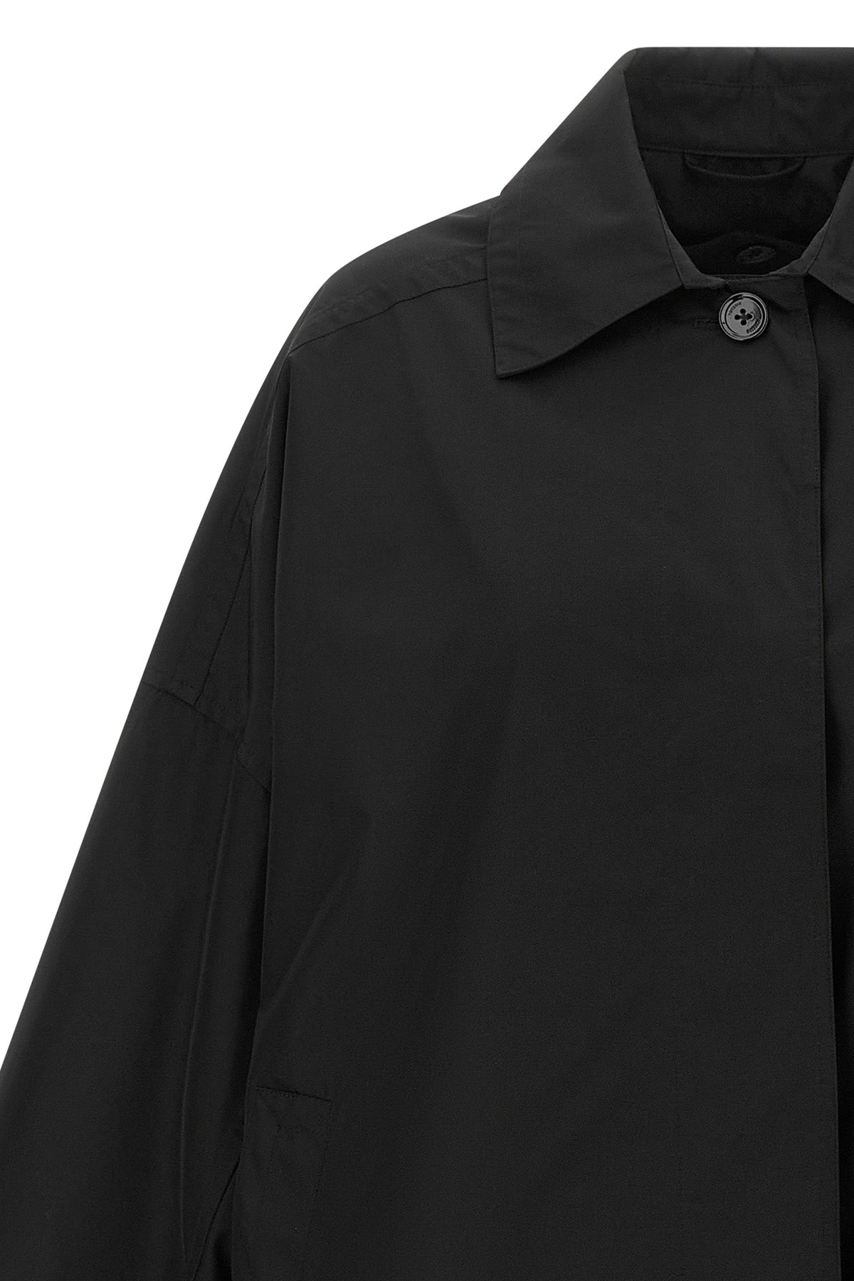 totemes 2-in-1 car coat redefines the codes of outerwear through a trapezoid si