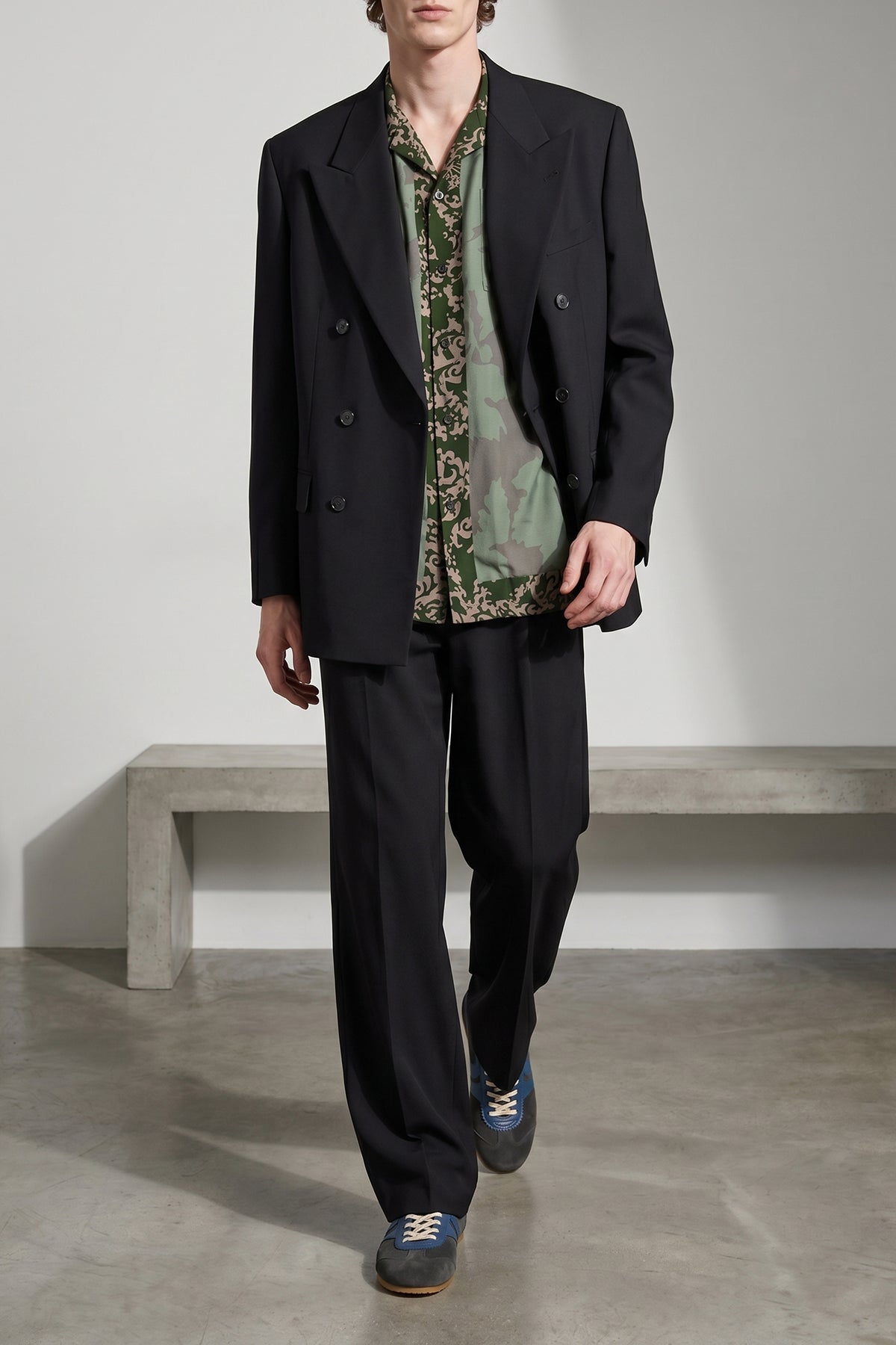 boiser double-breasted blazer in wool and mohair blend