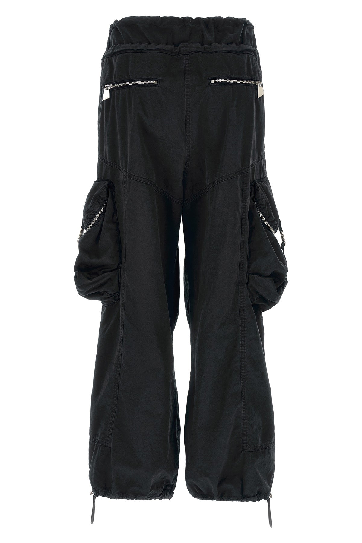 the the attico trousers redefine the volumes of the contemporary wardrobe throug