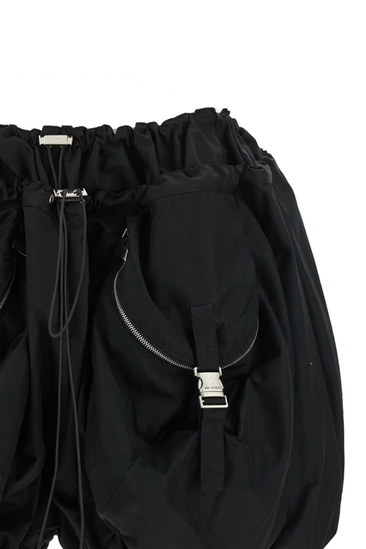 the attico shorts redefine the volumes of the contemporary wardrobe through a bo